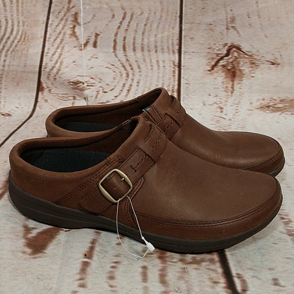 merrell kassie buckle